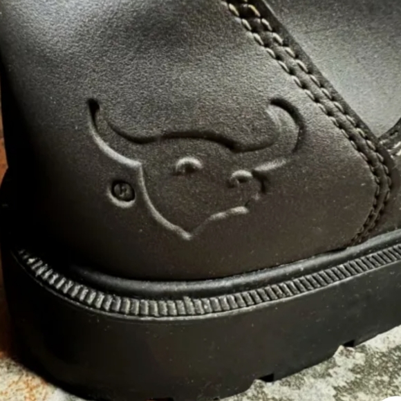 NWB Men's Work Boot. SIZE 8. - Picture 6 of 7